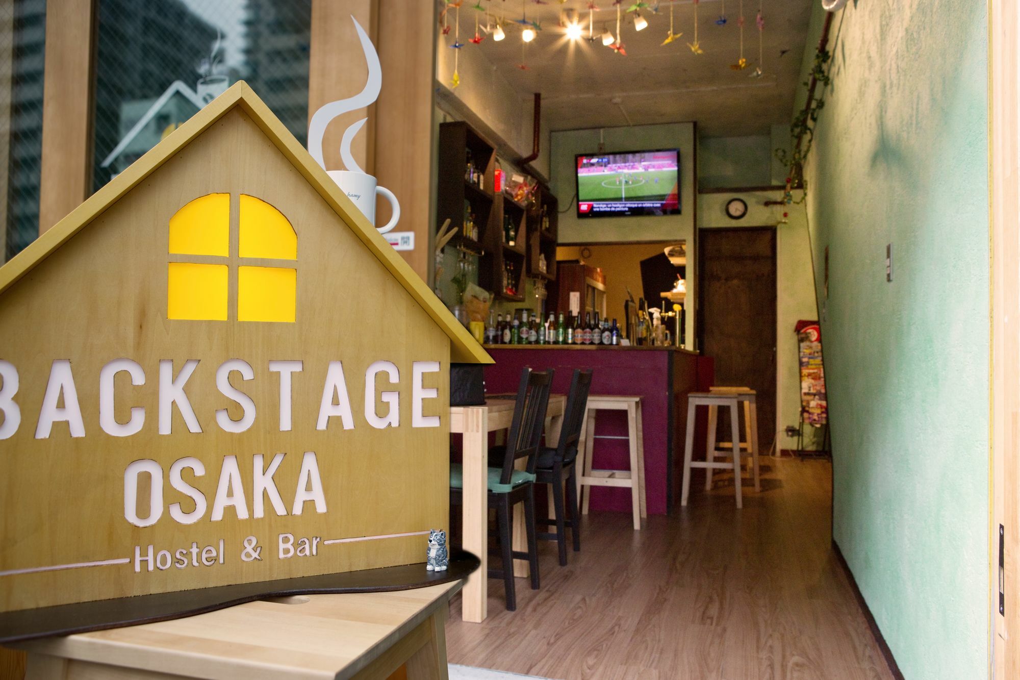 Backstage Osaka Hostel&Bar Exterior foto